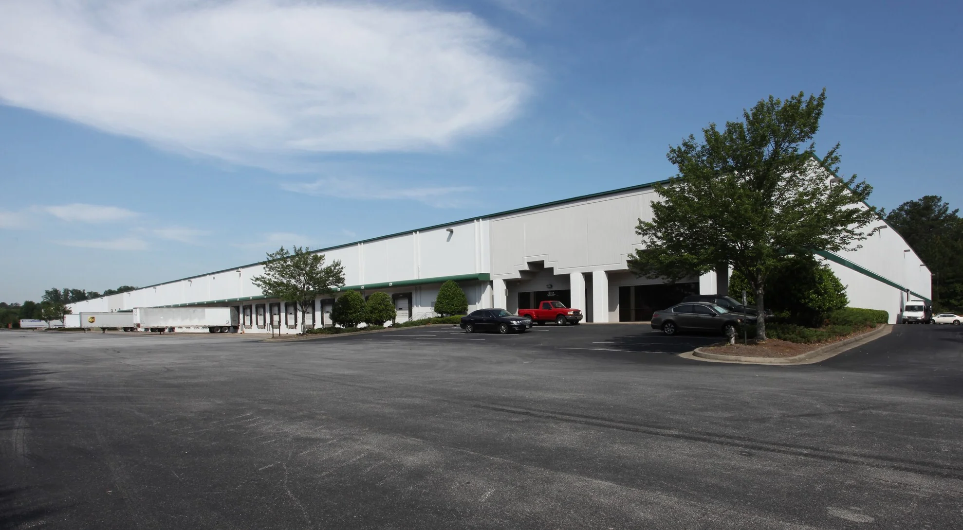 Summit 100 — Lease in Lawrenceville, GA, photo 1 of 4