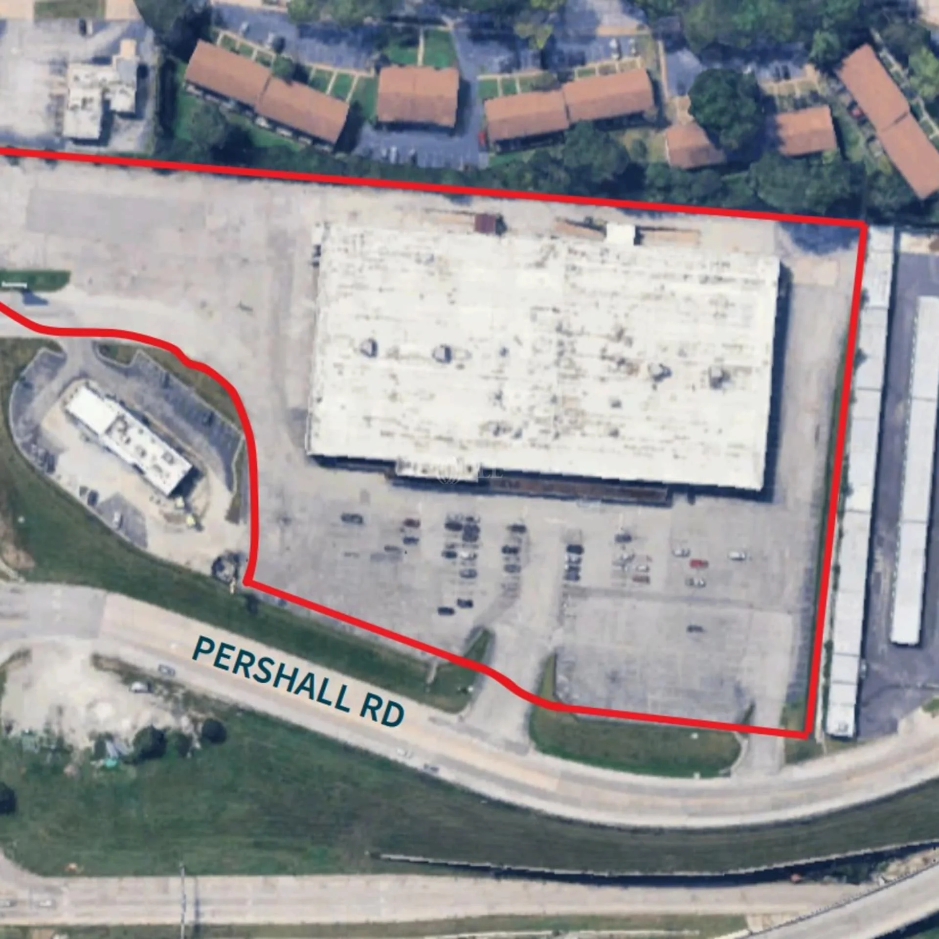8780 Pershall Rd — Lease in Hazelwood, MO, photo 2 of 4