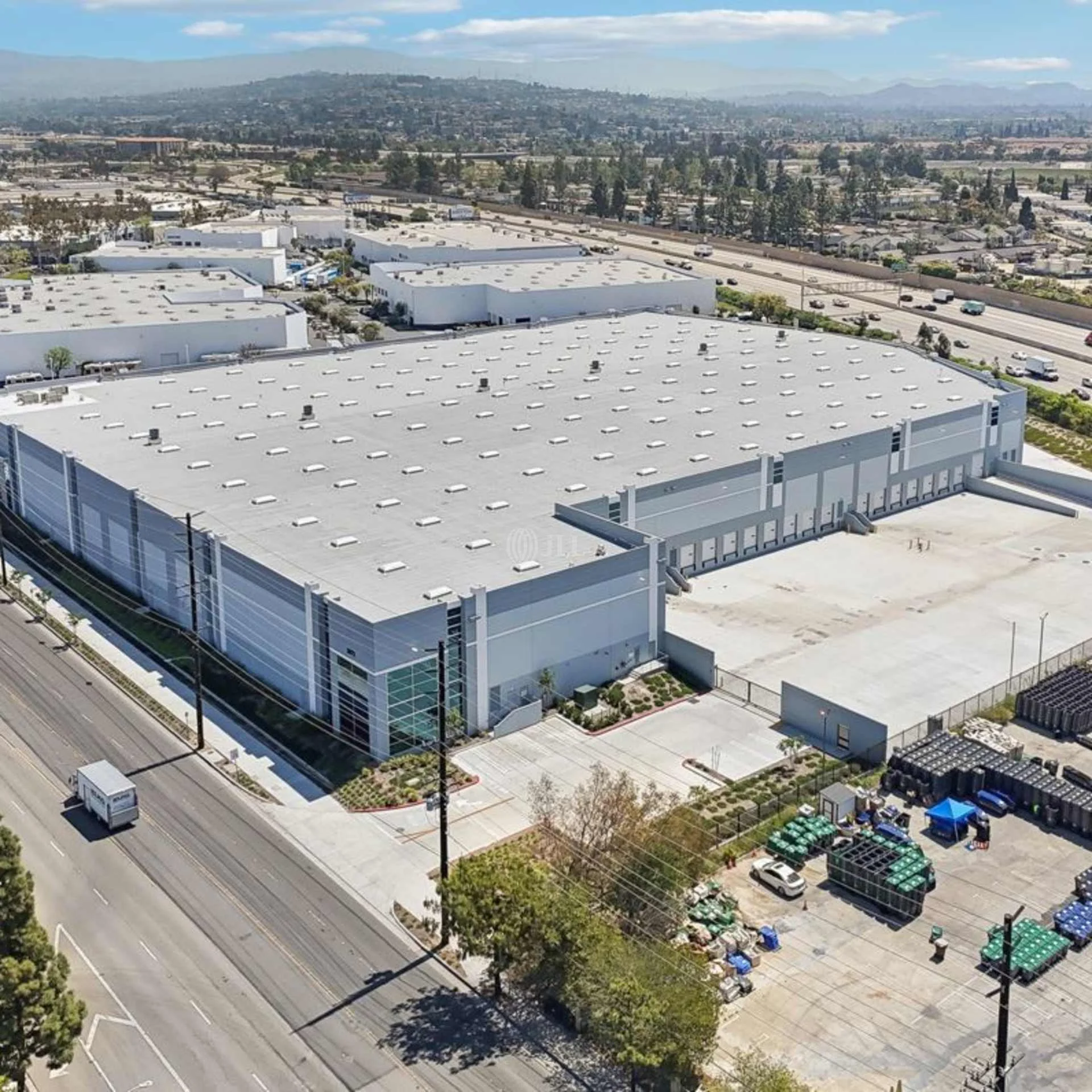 Prologis Anaheim Distribution Center — Lease in Anaheim, CA, photo 3 of 4