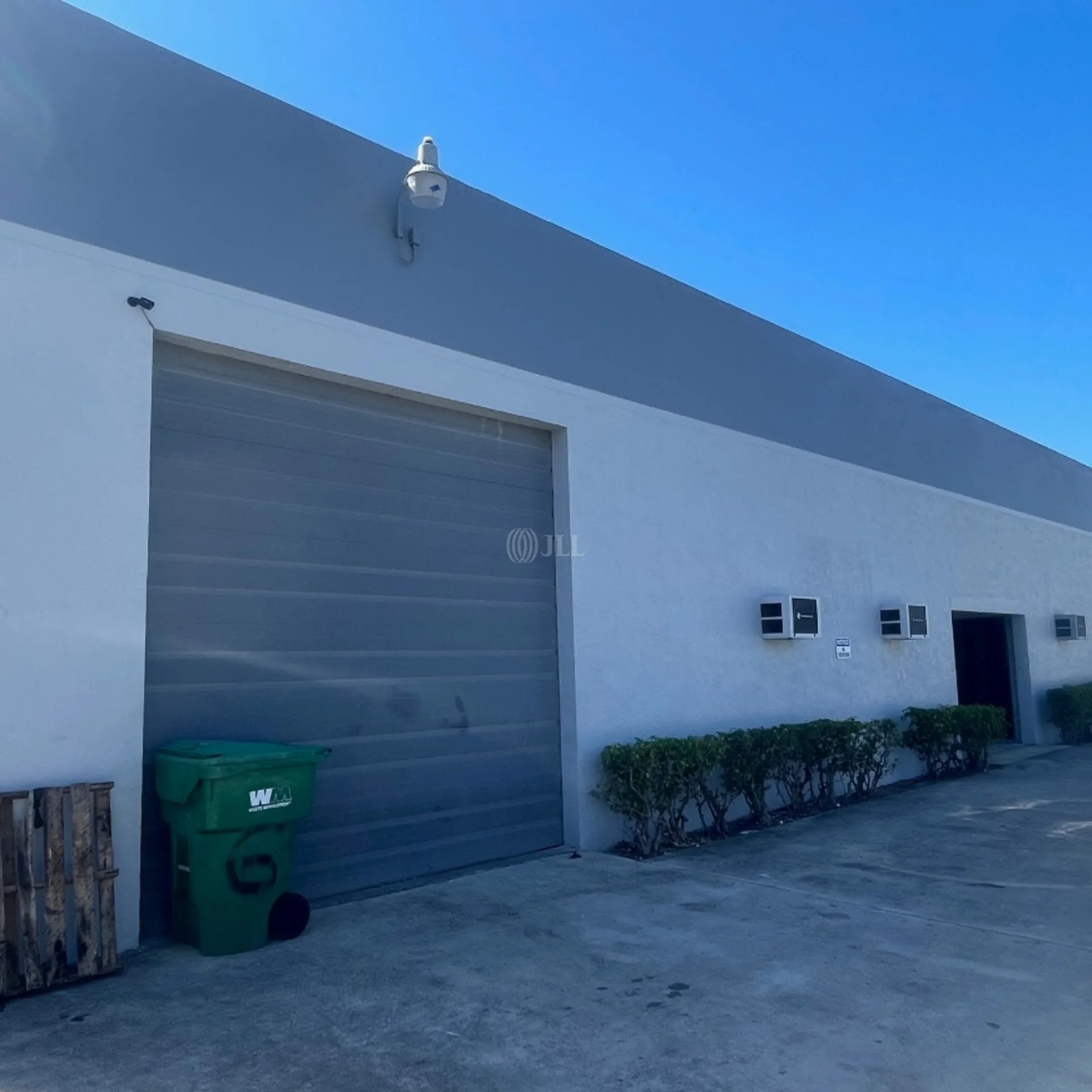 Mangonia Commerce Center — Lease in West Palm Beach, FL, photo 2 of 4