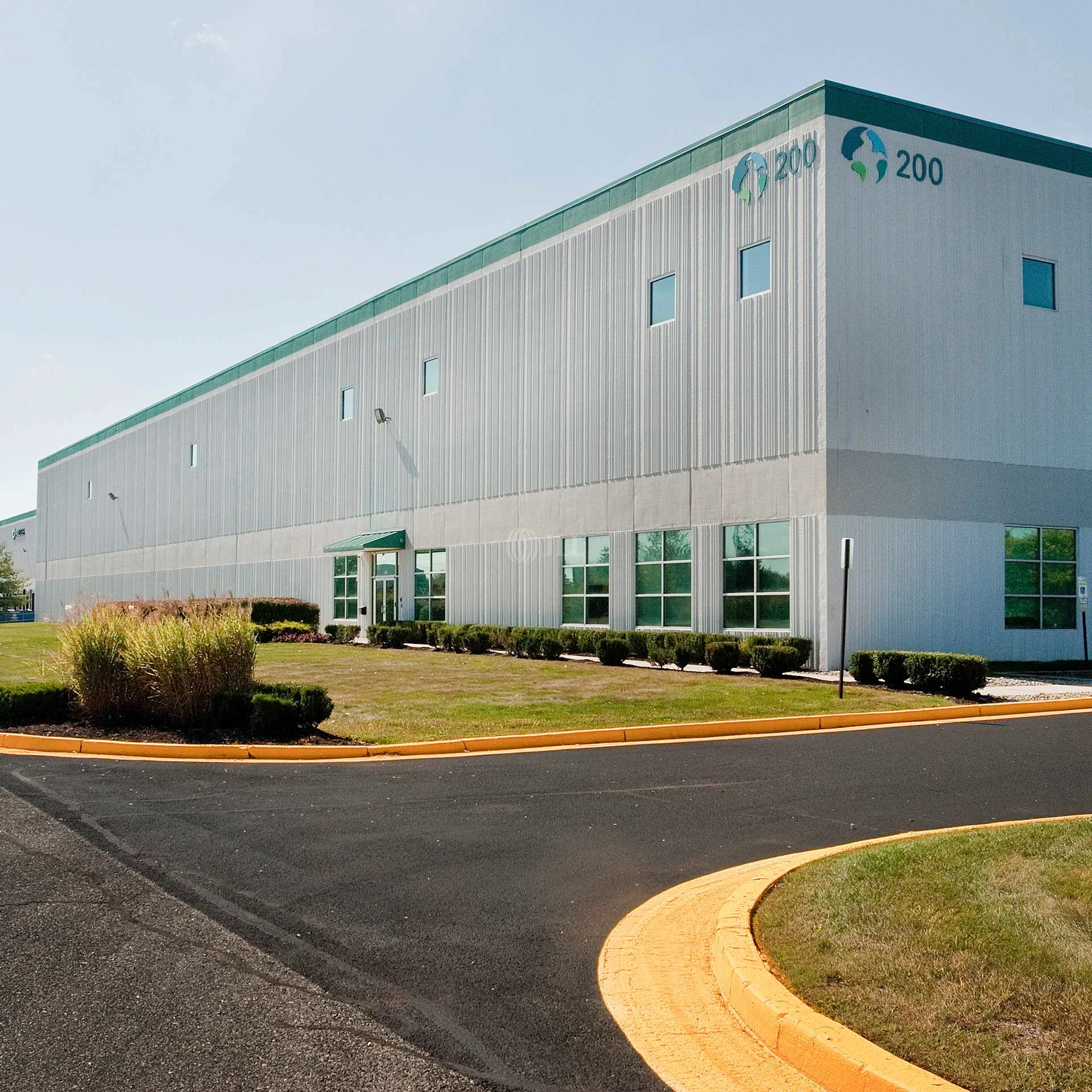 200 Docks Corner Road — Lease in Dayton, NJ, photo 2 of 4