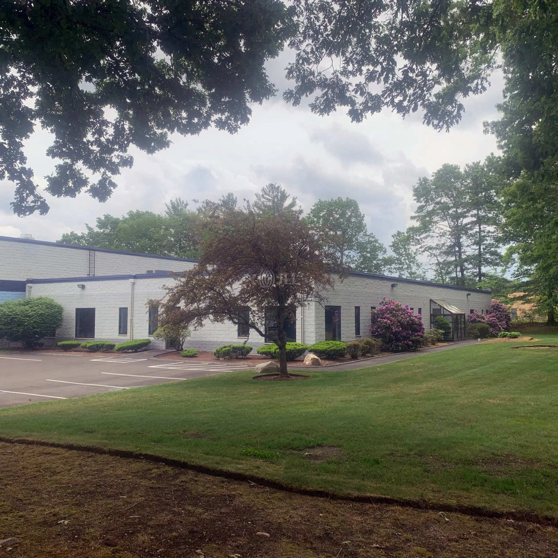 45 Dunham Rd — Lease in Billerica, MA, photo 2 of 4
