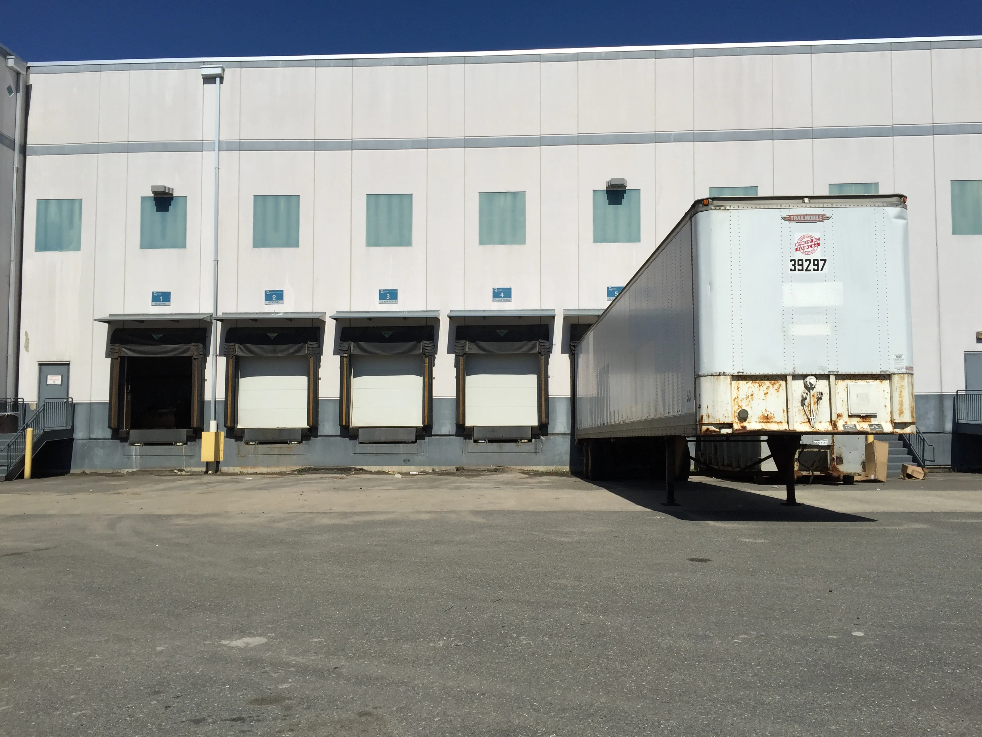 700 Penhorn Ave — Lease in Secaucus, NJ, photo 4 of 8