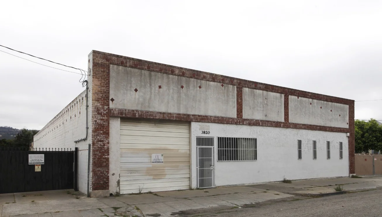 3820 Penniman Avenue — Lease in Oakland, CA, photo 1 of 4