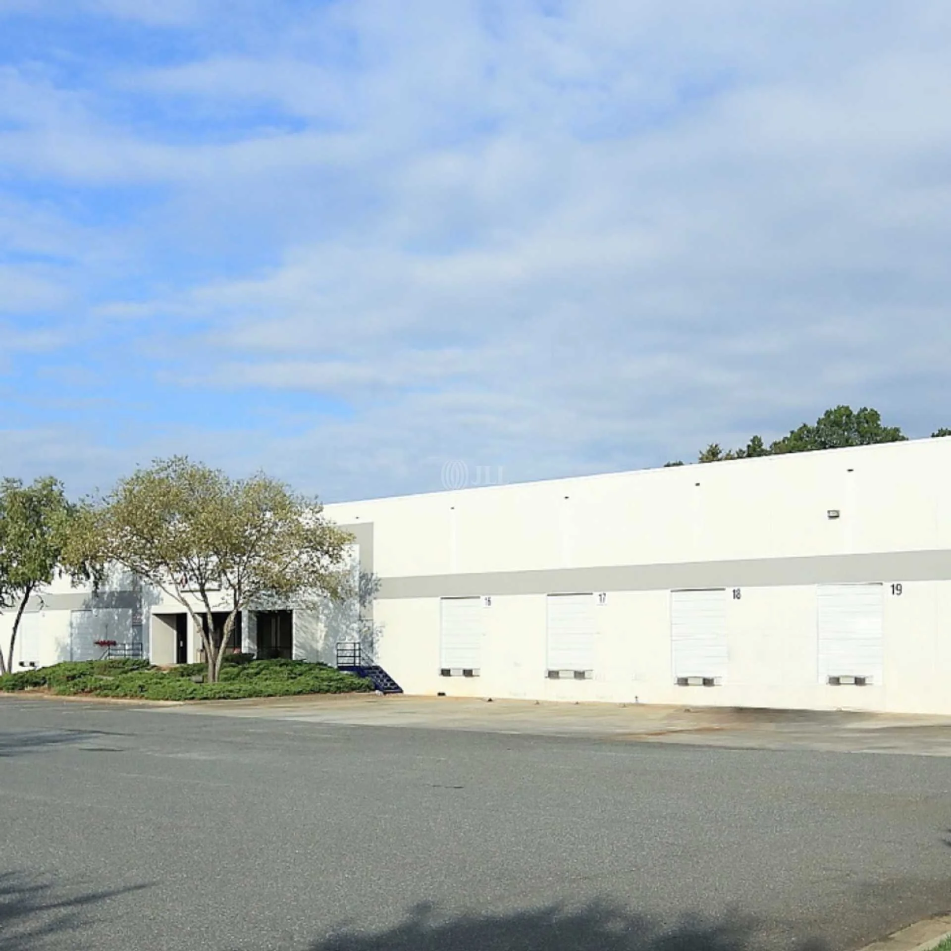 Crosspoint Center — Lease in Charlotte, NC, photo 3 of 5