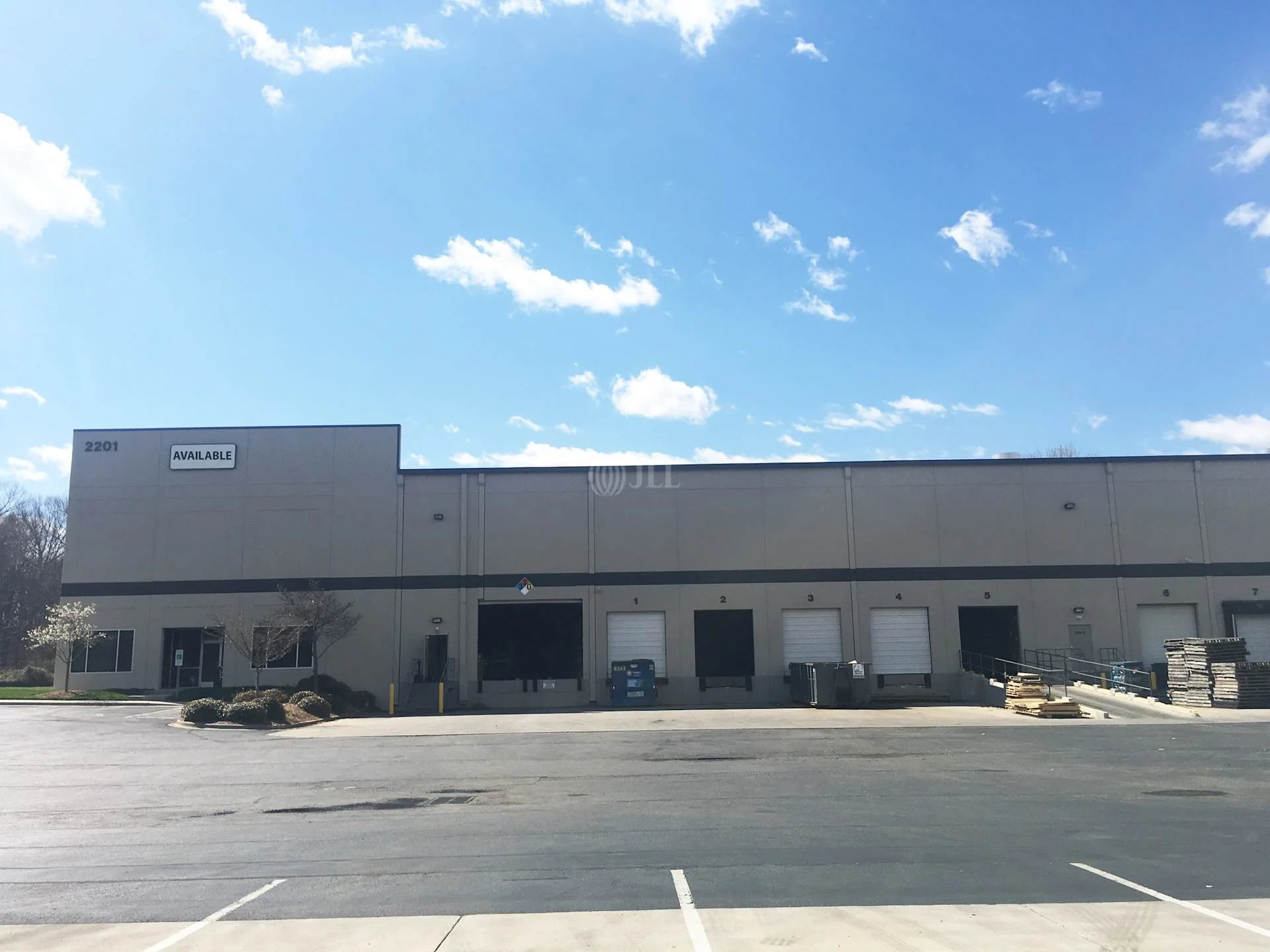 Interstate North 3 — Lease in Charlotte, NC, photo 2 of 8