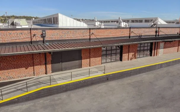 SoDo Row (Former Sears Service Center) — Lease in Seattle, WA, photo 1 of 8