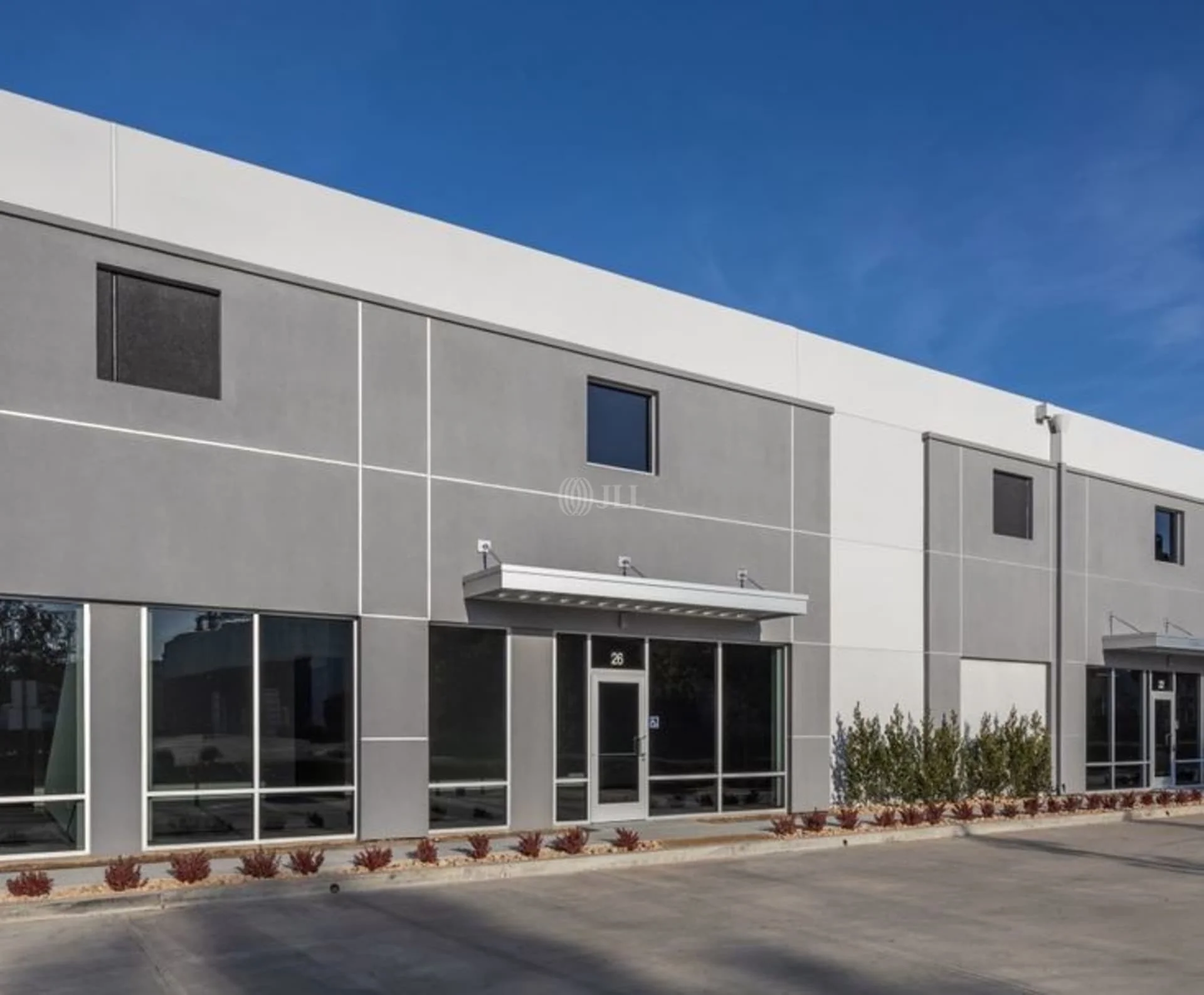 18 -38 Thomas — Lease in Irvine, CA, photo 7 of 8