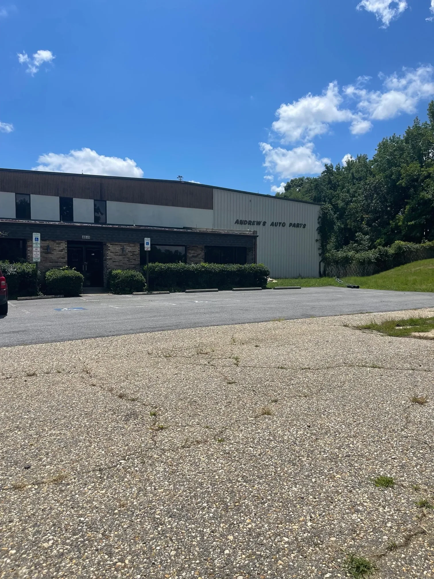4840 Crain Hwy — Lease in White Plains, MD, photo 1 of 4