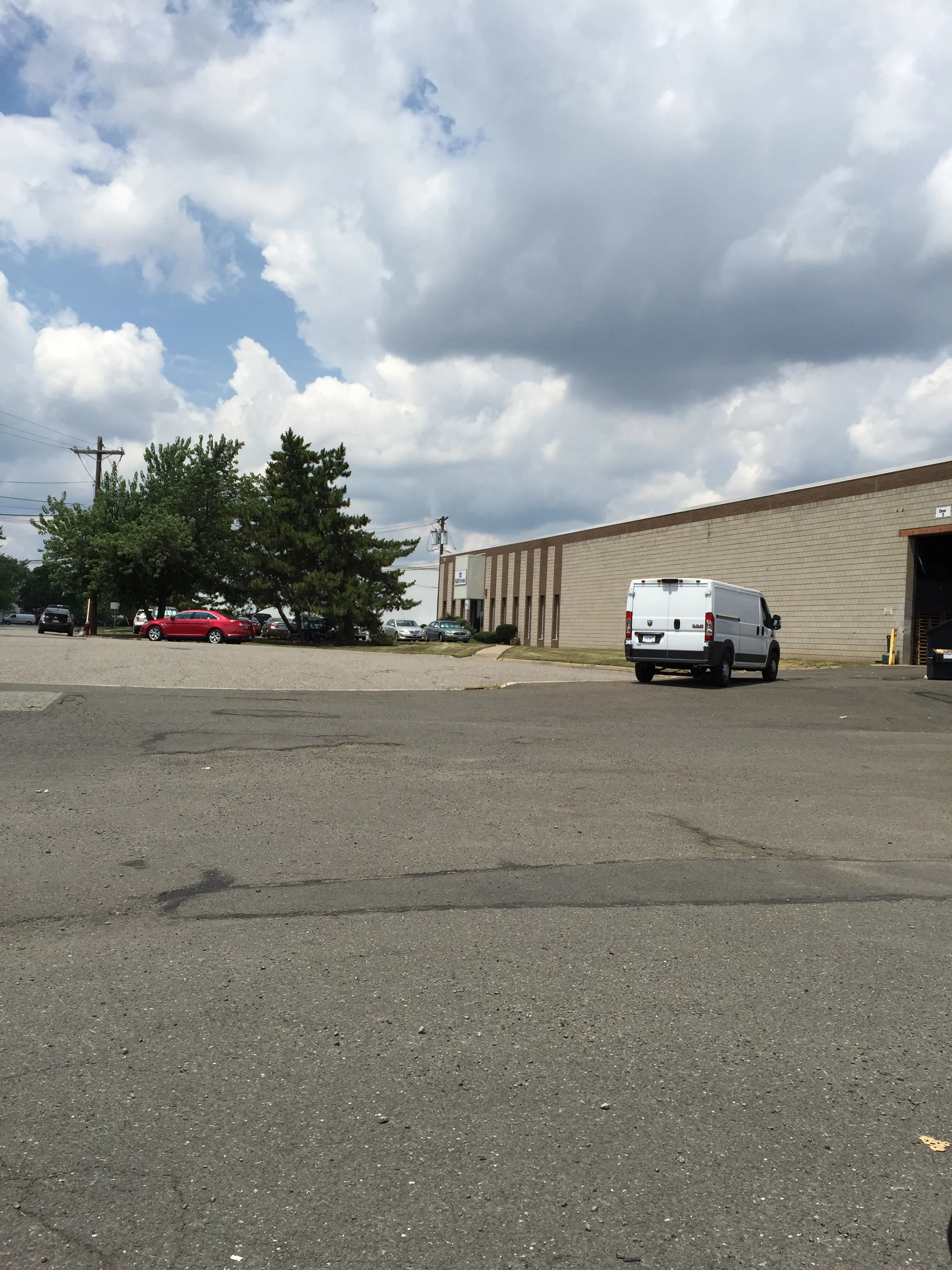 120 Asia Pl — Lease in Carlstadt, NJ, photo 2 of 8