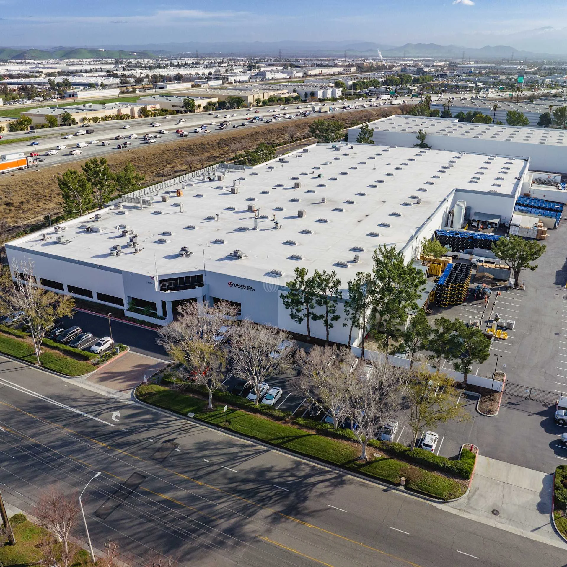 4850 E Airport Dr — Lease in Ontario, CA, photo 2 of 4