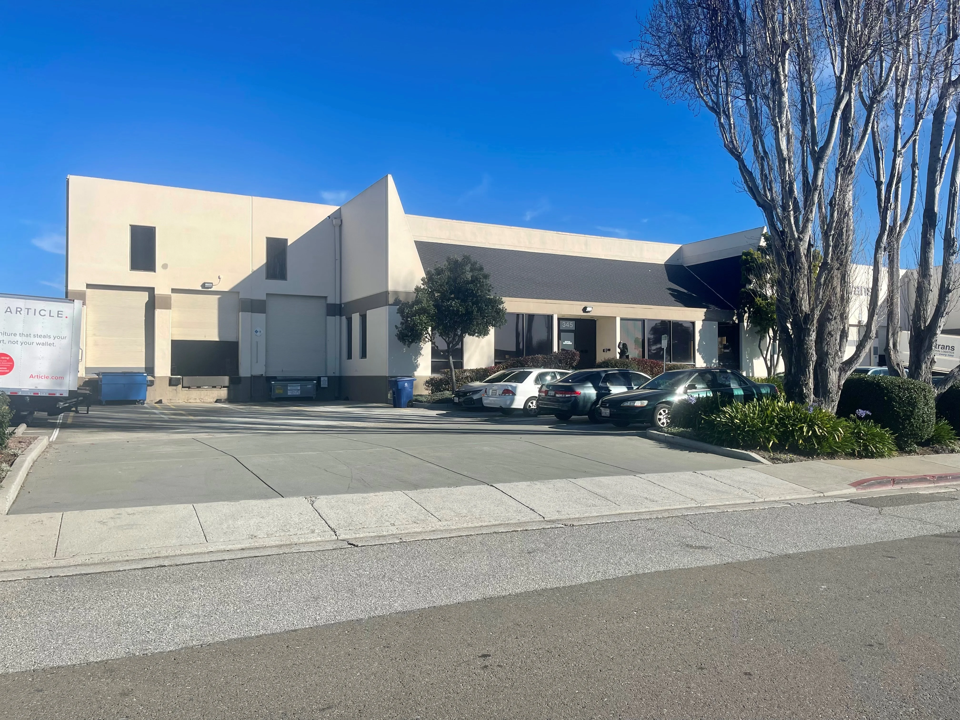 361 Swift Ave — Lease in South San Francisco, CA, photo 1 of 8