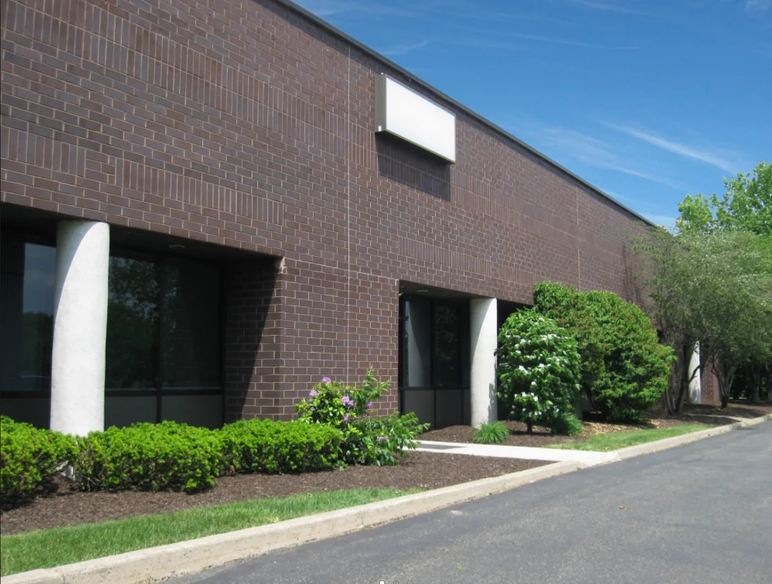 Specialty Minerals Bldg — Lease in Bethlehem, PA, photo 1 of 4