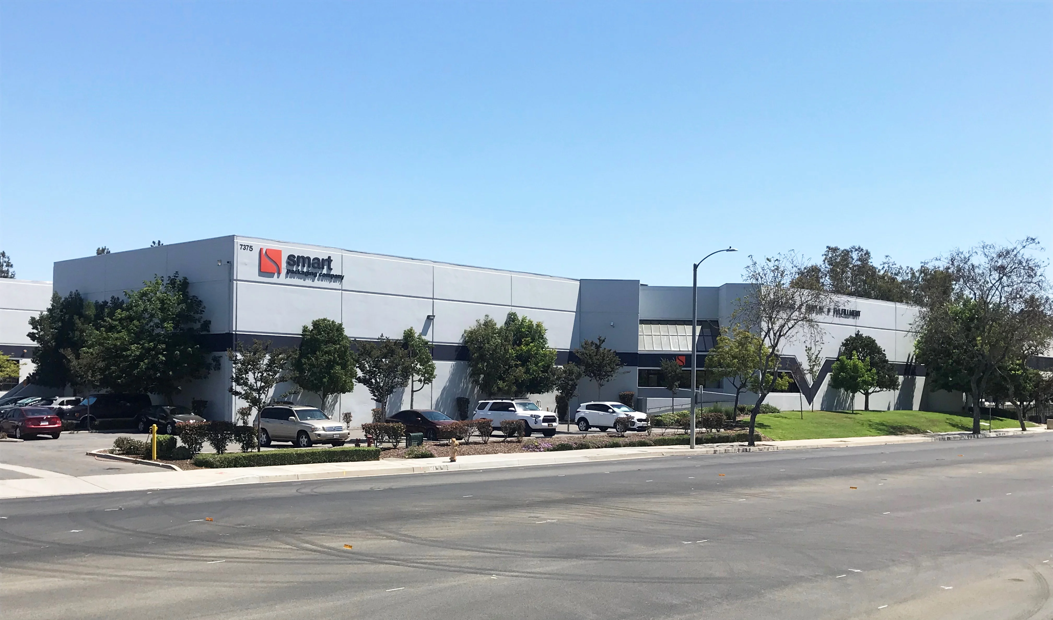 7375 Chapman Ave — Lease in Garden Grove, CA, photo 1 of 8