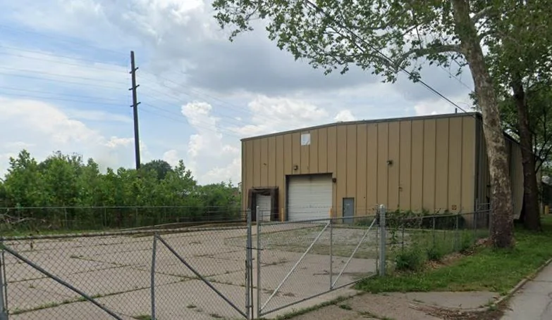 2501 Blackhawk Street — Lease in Davenport, IA, photo 3 of 8