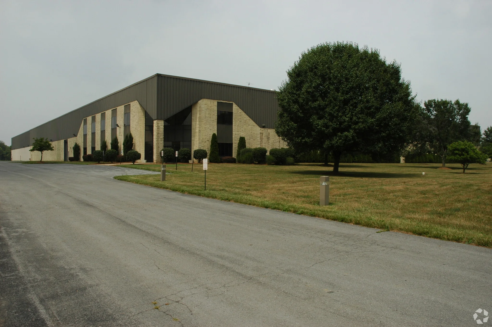 Hagerstown Distribution Center — Lease in Williamsport, MD, photo 1 of 5