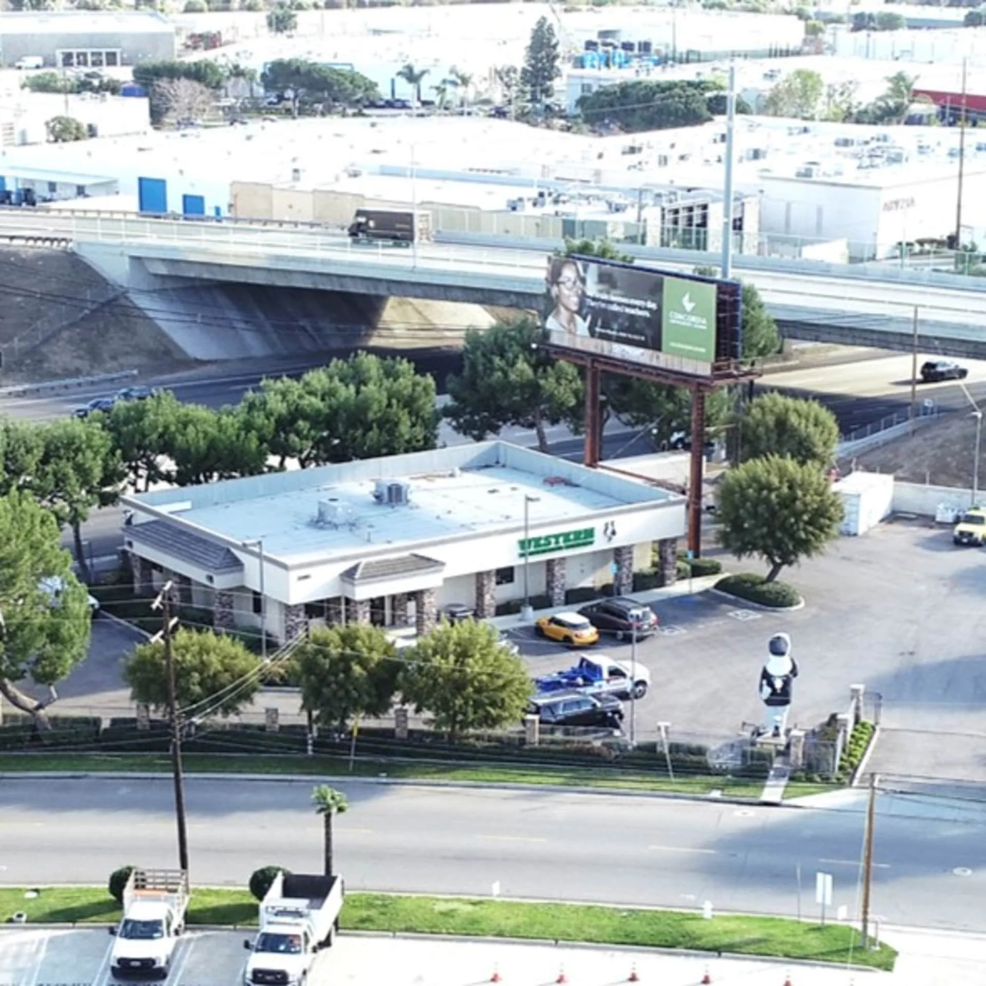 2201 Ritchey St — Lease in Santa Ana, CA, photo 3 of 5