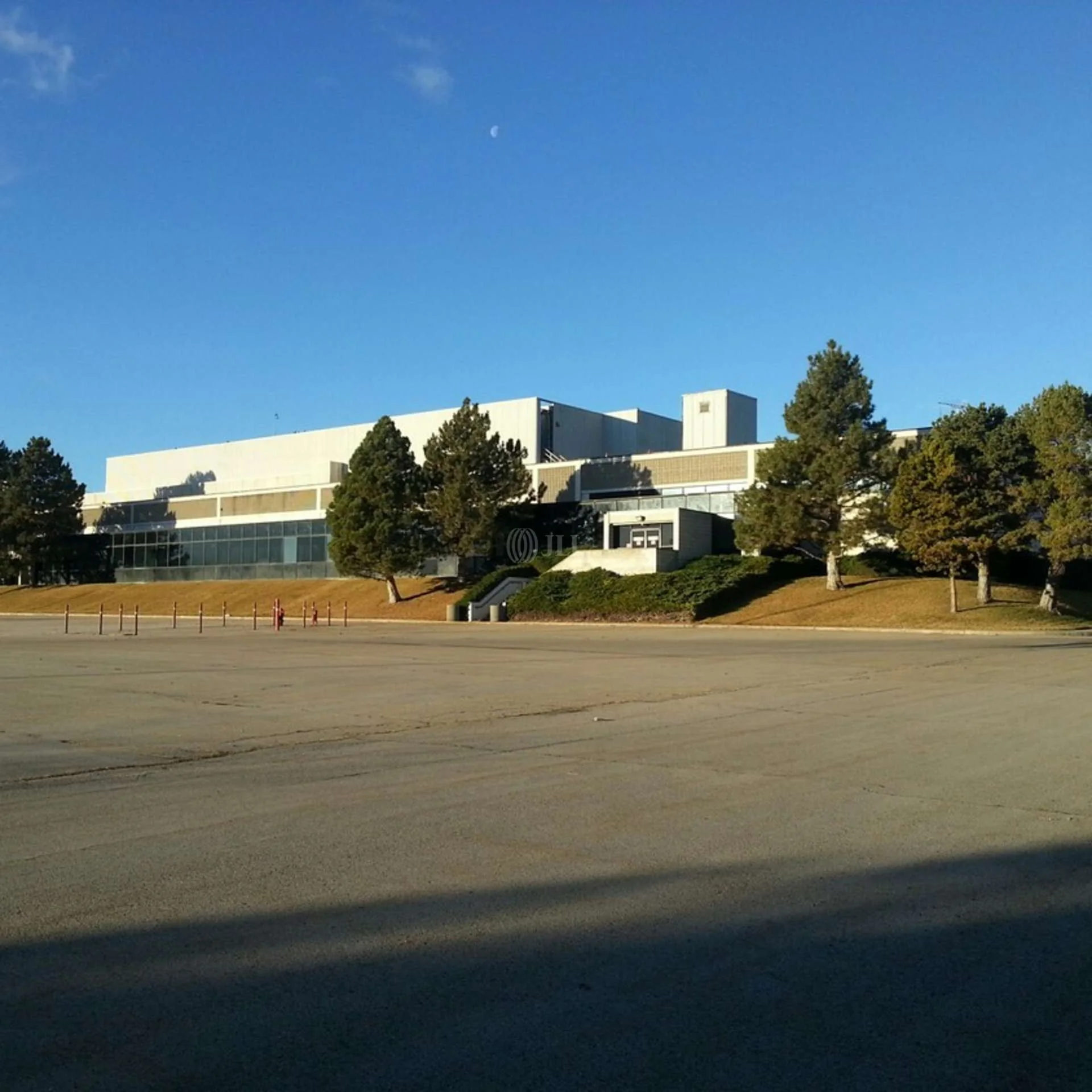3333 W 9000 S — Lease in West Jordan, UT, photo 2 of 4