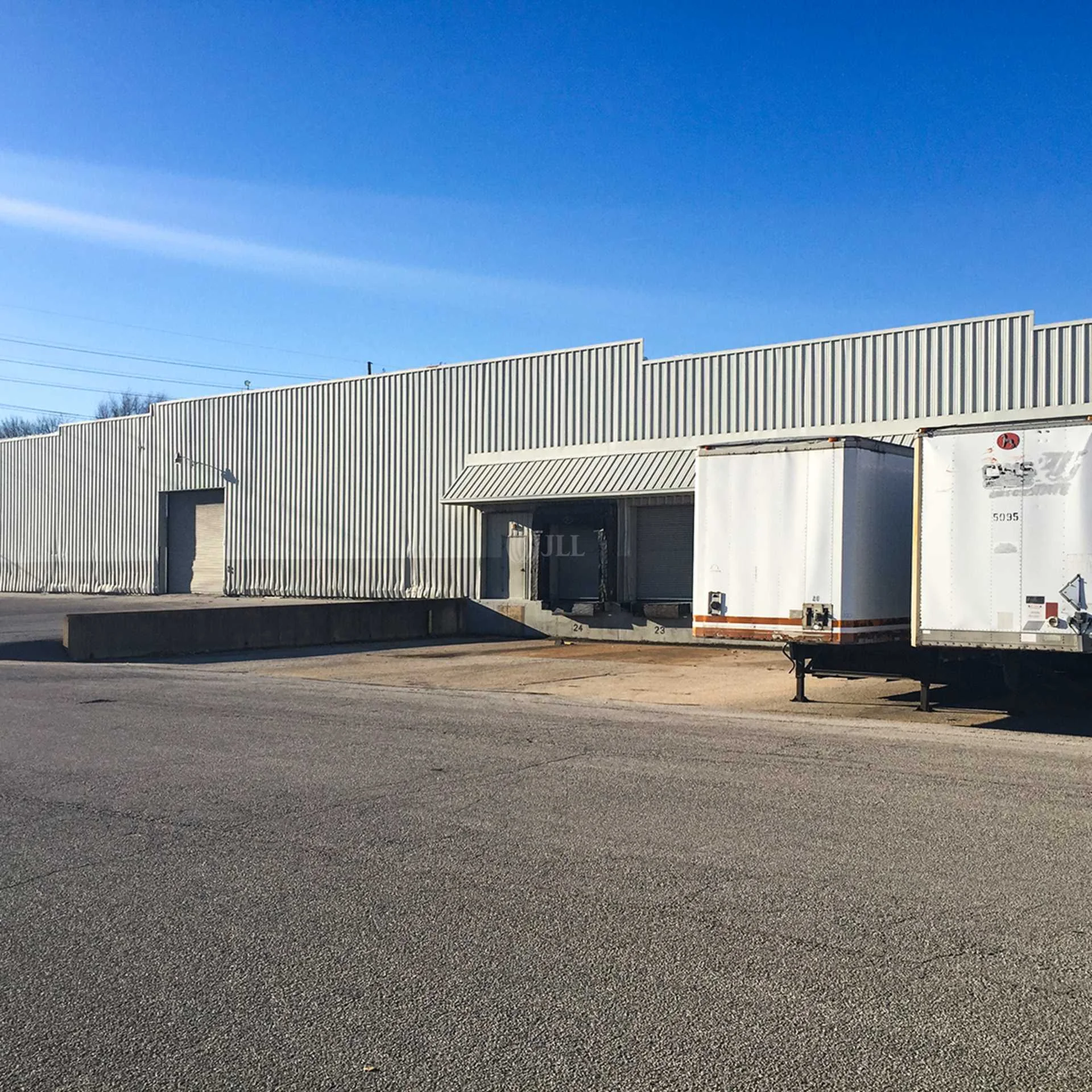 Building 1 — Lease in Saint Louis, MO, photo 2 of 4