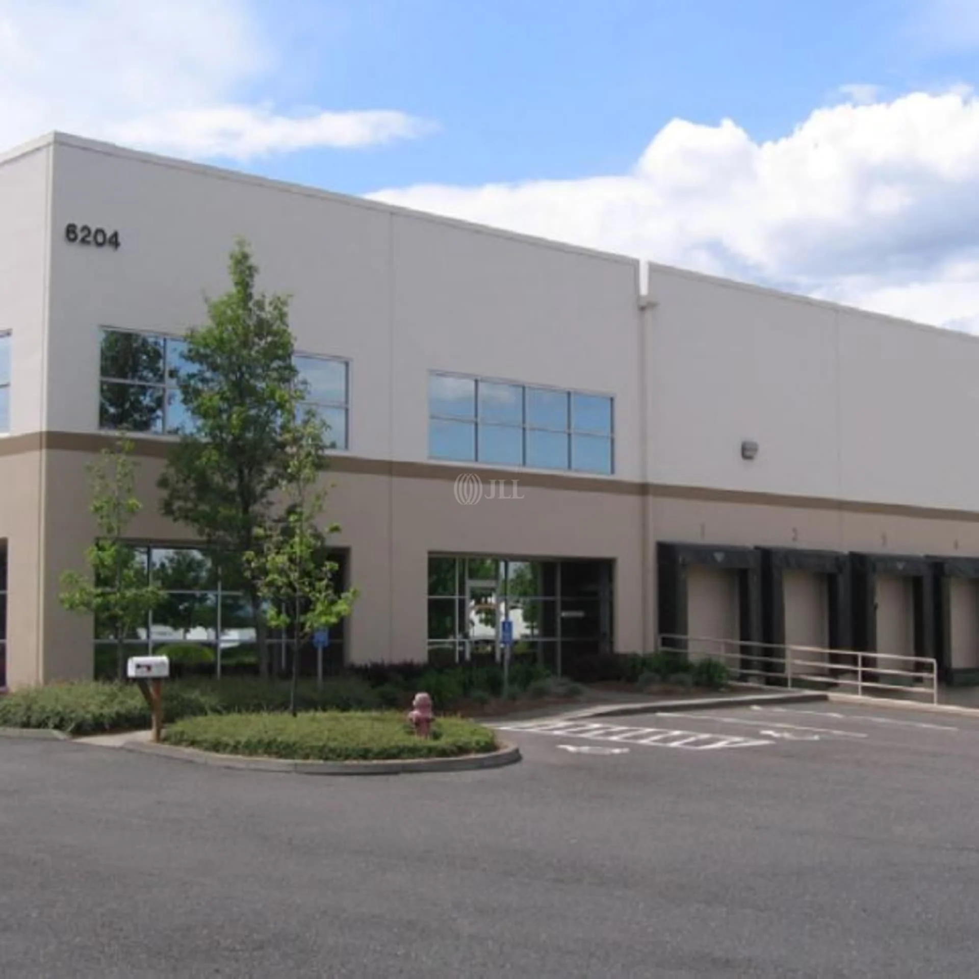 Bldg 2 — Lease in Portland, OR, photo 3 of 4