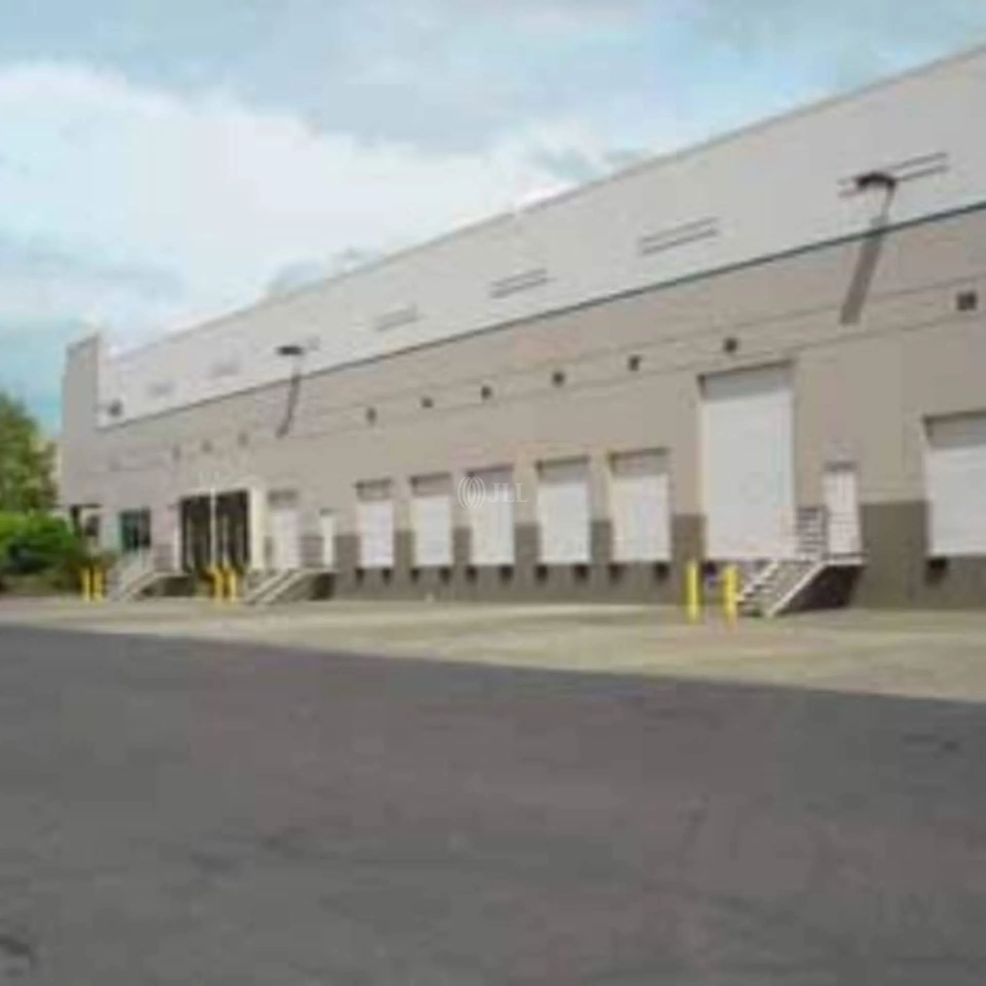 Southshore Commerce Center - Bldg C — Lease in Portland, OR, photo 3 of 4