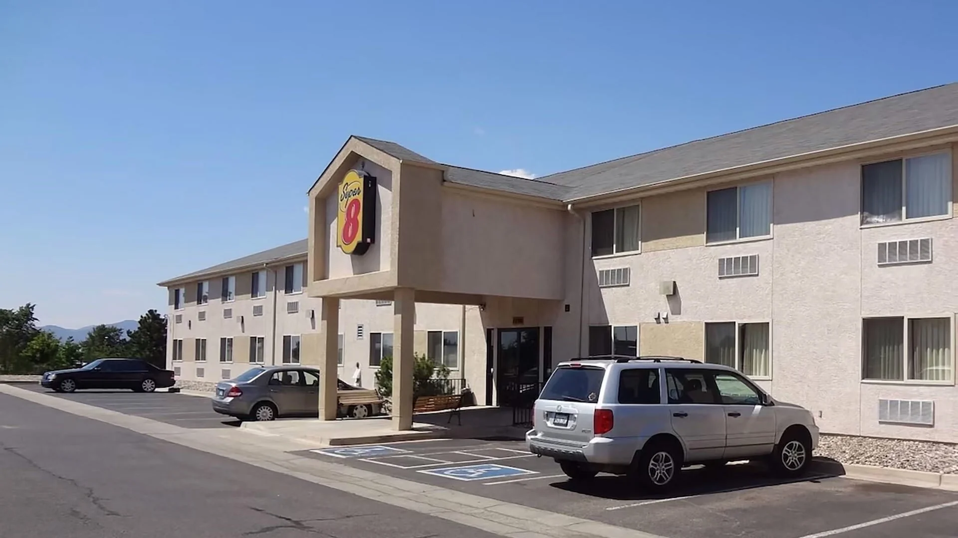 Super 8 Colorado Springs Airport — Sale in Colorado Springs, CO, photo 1 of 5