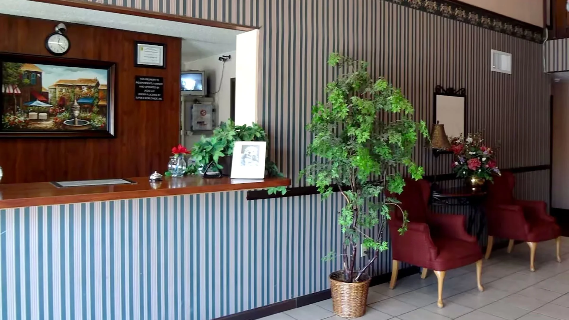 Super 8 Colorado Springs Airport — Sale in Colorado Springs, CO, photo 3 of 5