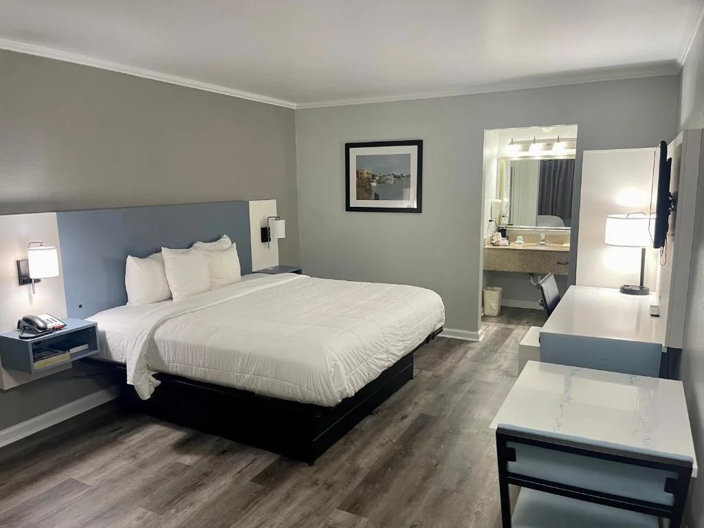 Quality Inn & Suites Georgetown — Sale in Georgetown, SC, photo 3 of 5