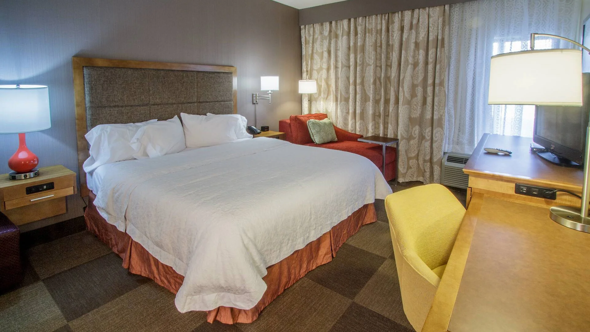 Hampton Inn South Haven — Sale in South Haven, MI, photo 5 of 5