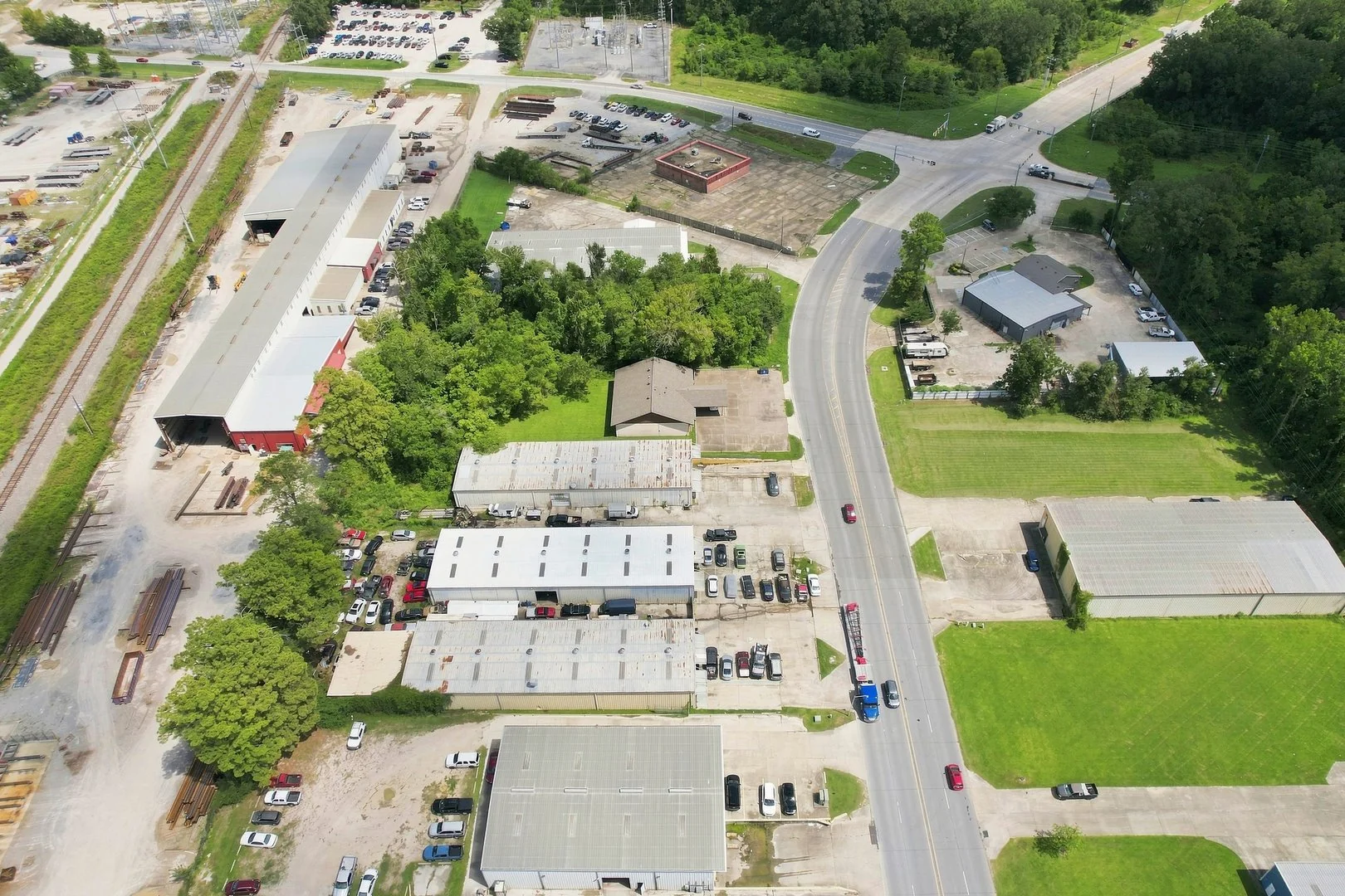 Auction - Small Bay Industrial Value-Add | Southeast — Sale in Baton Rouge, LA, photo 4 of 4