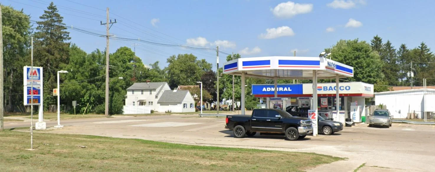 Admiral Petroleum | 1701 Oak St - Niles, MI — Sale in Niles, MI, photo 2 of 2