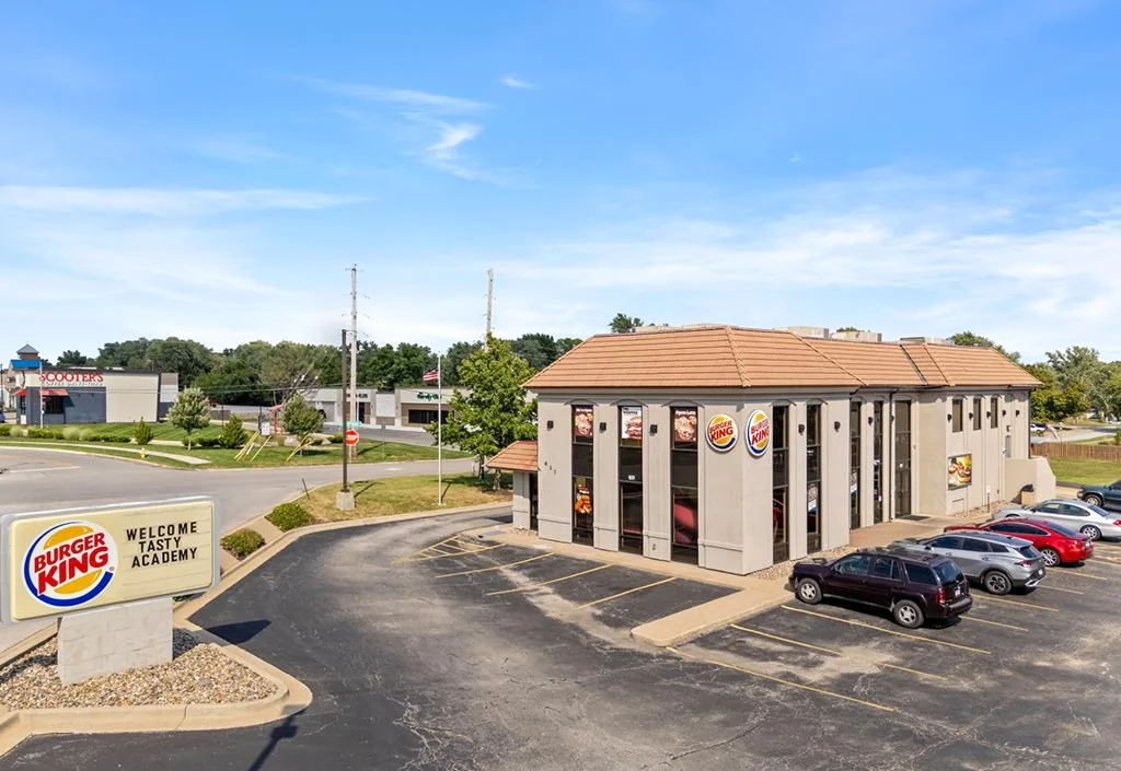 Burger King | Absolute NNN Lease | Long Operating… — Sale in Lee's Summit, MO, photo 1 of 7