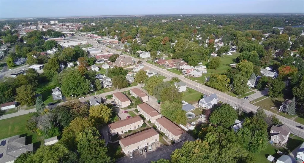 65 Locut St — Sale in Galesburg, IL, photo 4 of 8