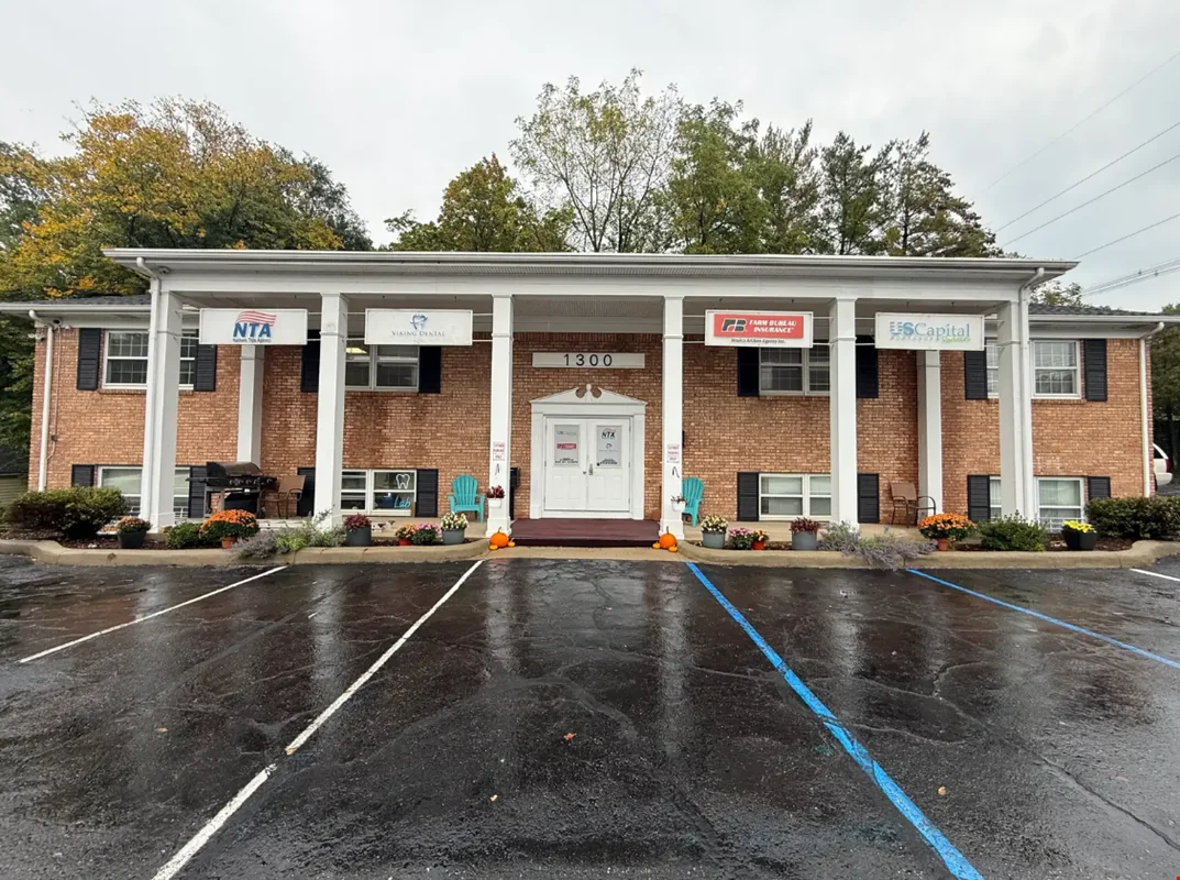1300 N Waverly — Lease in Lansing, MI, photo 6 of 8
