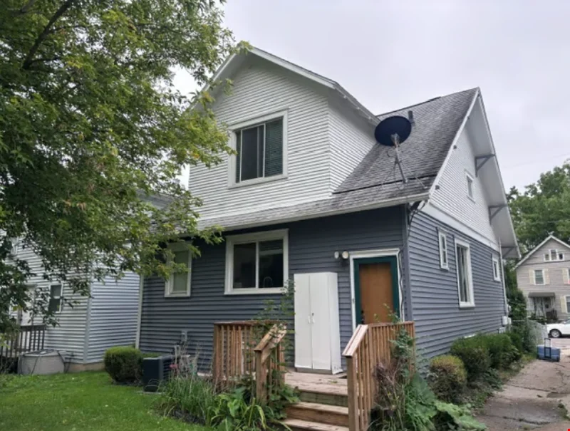 1204 W Michigan Ave — Lease in Lansing, MI, photo 7 of 8