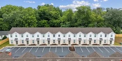 404 Beech St - Beech Street Townhomes — Sale in Clarksville, TN, photo 3 of 8