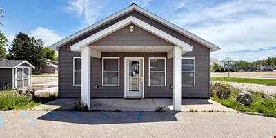 High Visibility- Light Industrial Opportunity — Sale in Sault Ste. Marie, MI, photo 2 of 8