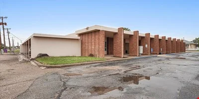 712 South 1st Street — Sale in Tucumcari, NM, photo 1 of 8
