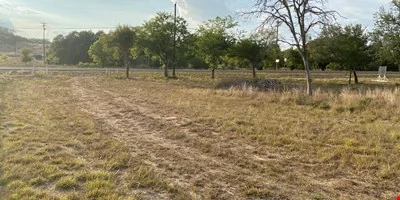 5.27 Commercial Acres in Bulverde, TX — Sale in Bulverde, TX, photo 2 of 8