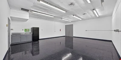 11908 Radium St — Lease in San Antonio, TX, photo 5 of 8
