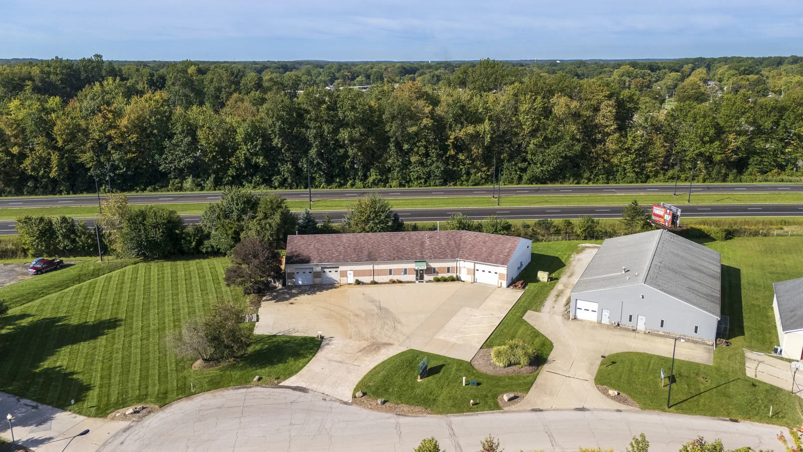 Industrial in Elyria, OH — Sale in Elyria, OH, photo 1 of 4