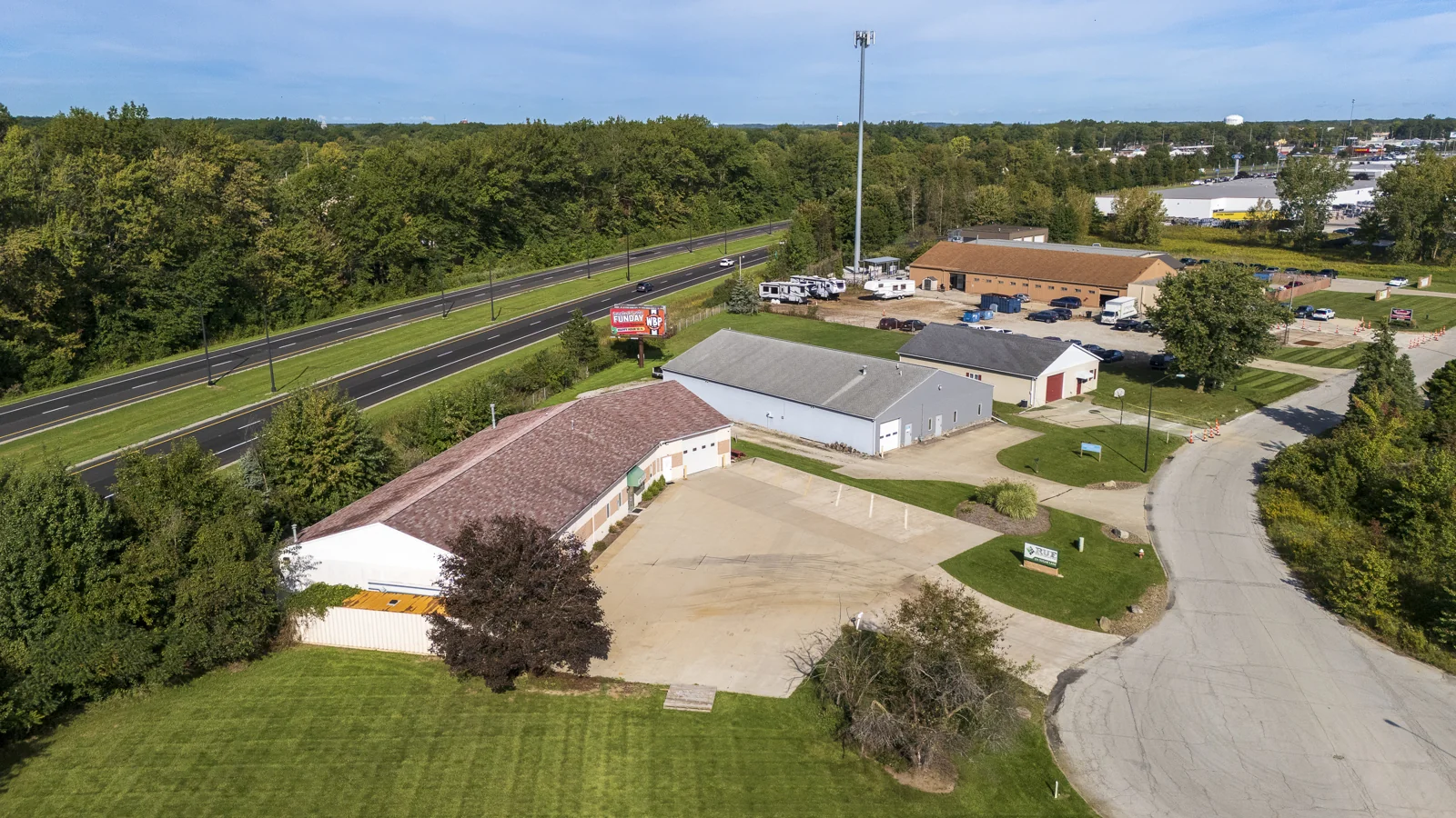 Industrial in Elyria, OH — Sale in Elyria, OH, photo 2 of 4