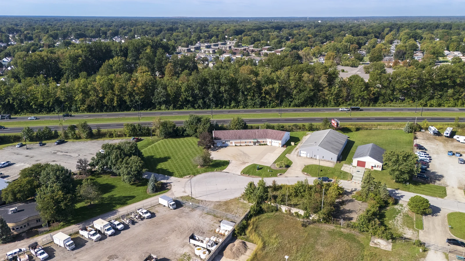 Industrial in Elyria, OH — Sale in Elyria, OH, photo 3 of 4