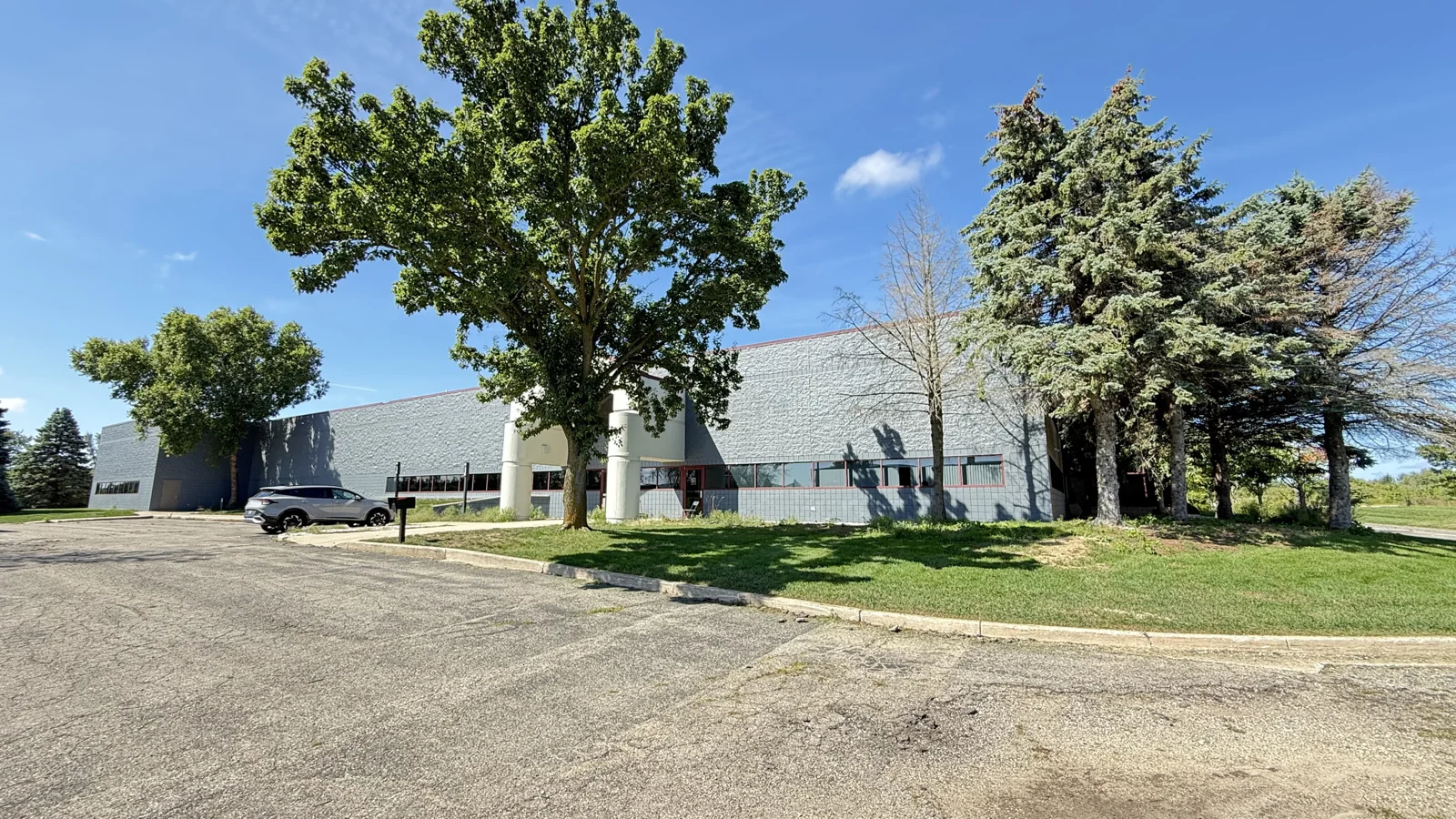 Industrial in Holland, MI — Sale in Holland, MI, photo 1 of 6
