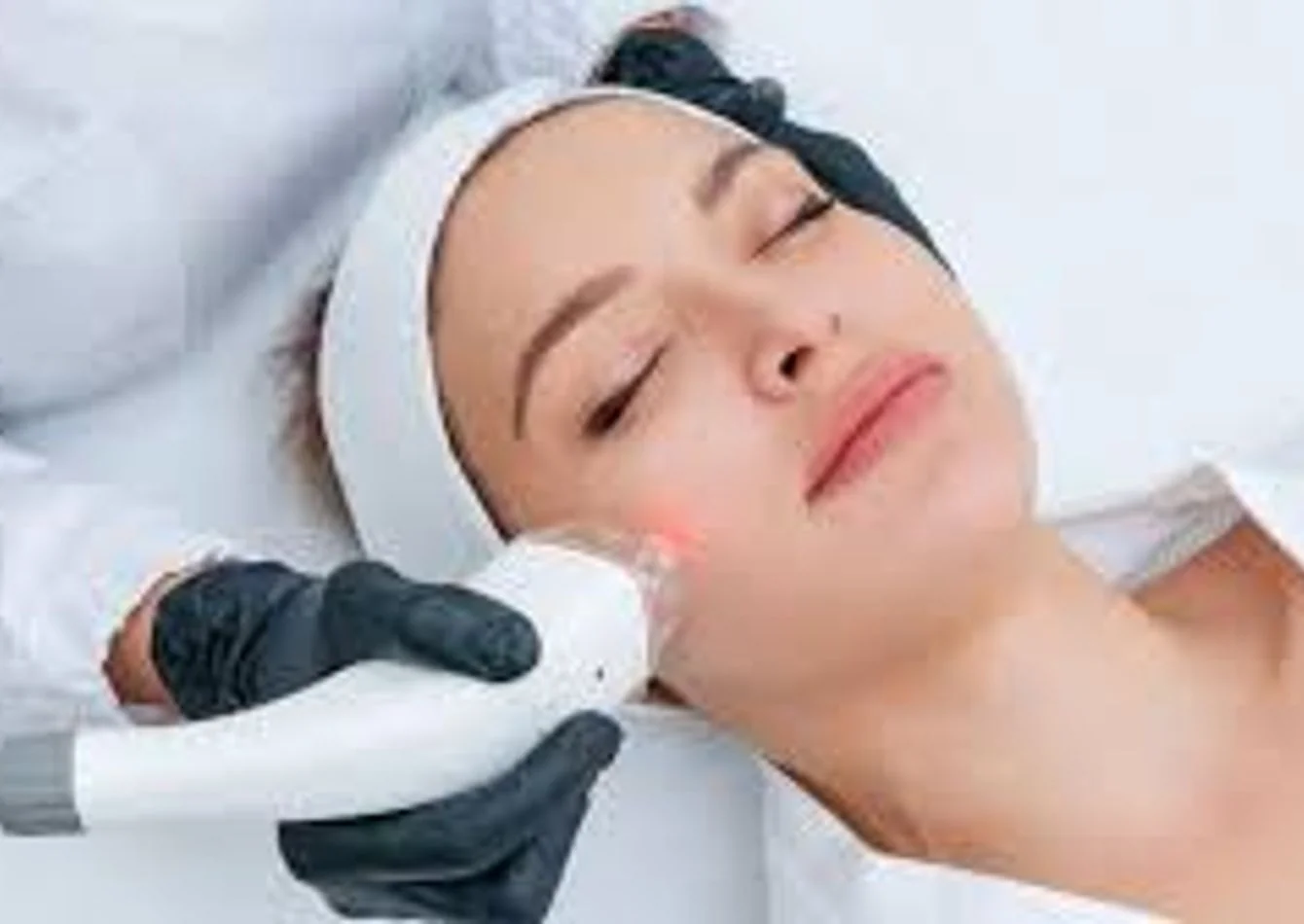 Profitable upscale medspa in prime location — Sale in Naples, FL, photo 1 of 1
