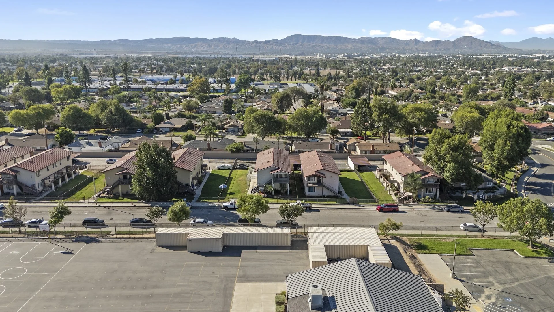 2235 Sunrise Lane — Sale in San Bernardino, CA, photo 2 of 3