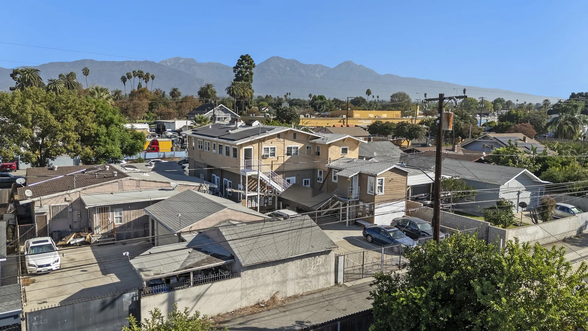 828 Hawthorne Place — Sale in Pomona, CA, photo 4 of 4