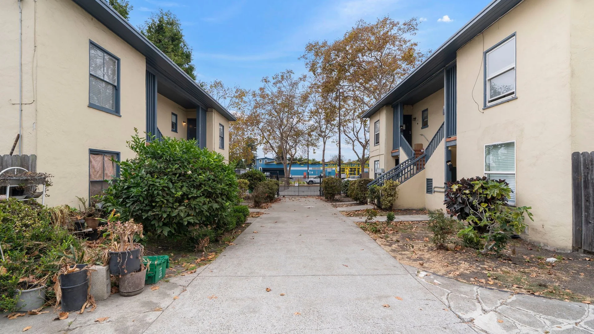 2429 San Pablo Ave — Sale in Berkeley, CA, photo 2 of 2