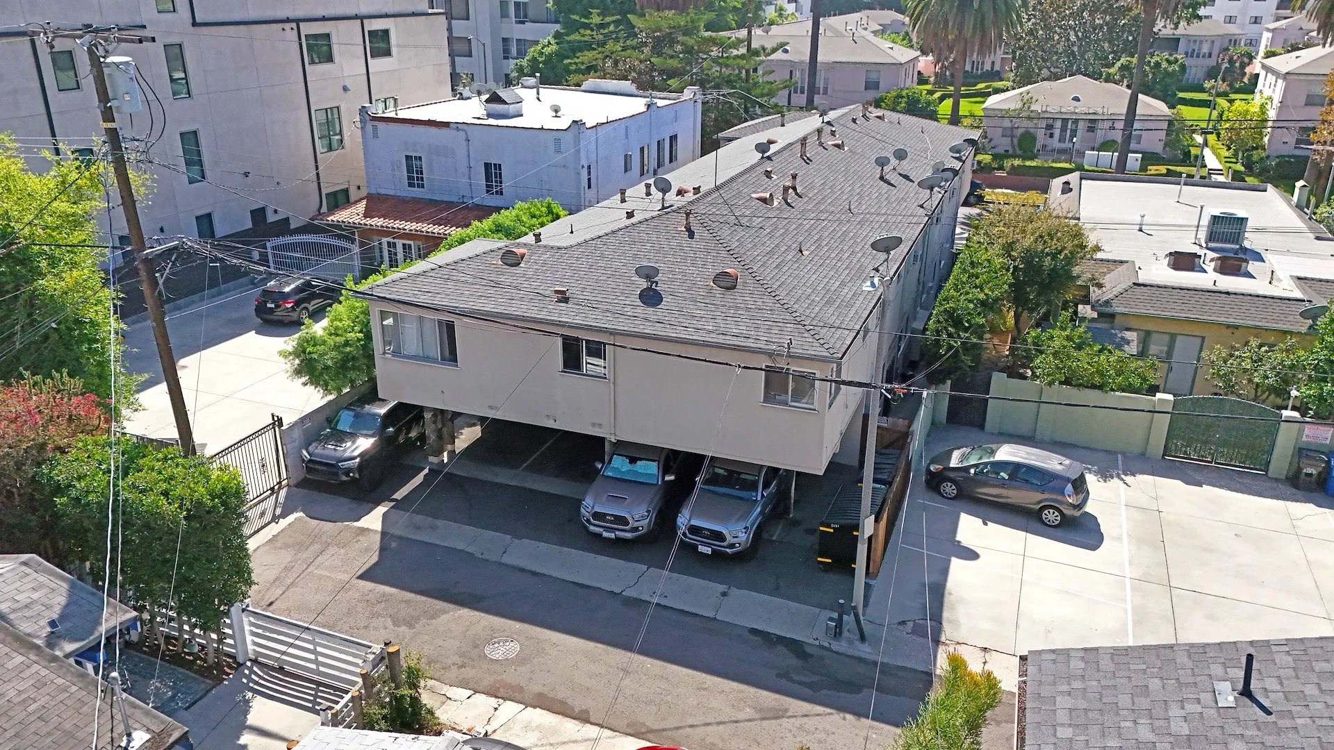 5131 Clinton St — Sale in Los Angeles, CA, photo 3 of 3