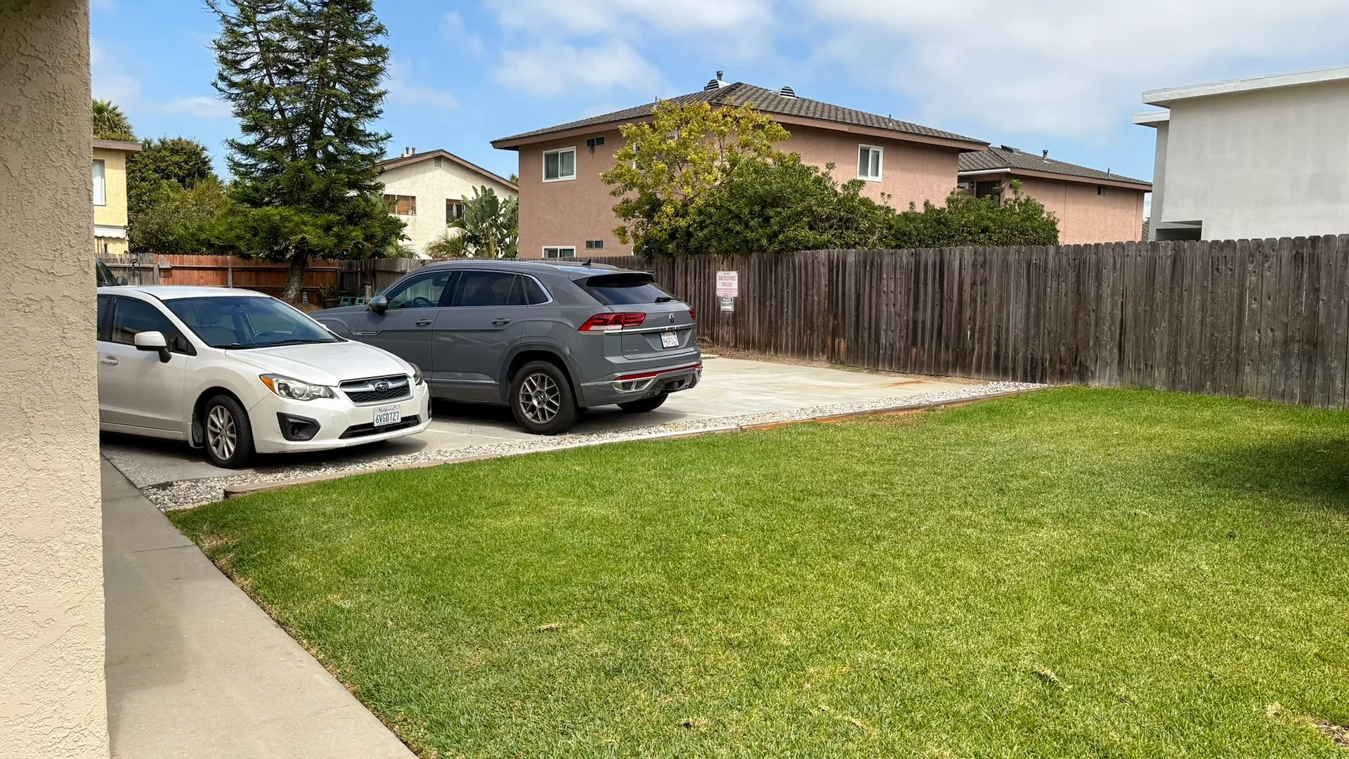 16672 Dolores Ln — Sale in Huntington Beach, CA, photo 2 of 5